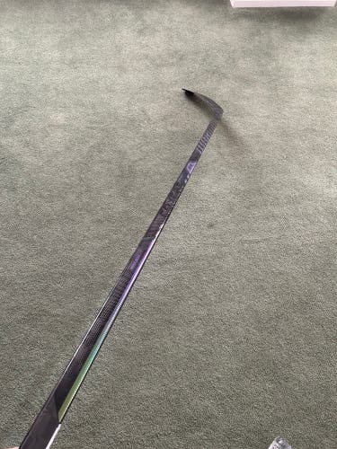 New Senior Warrior Right Handed W03  Covert QR6 pro Hockey Stick