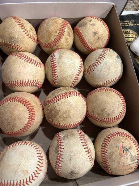 Baseball balls . Lot of a dozen