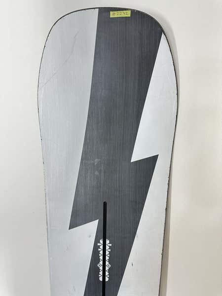 2242 Burton Custom Flying V Men's Snowboard Size 158 cm