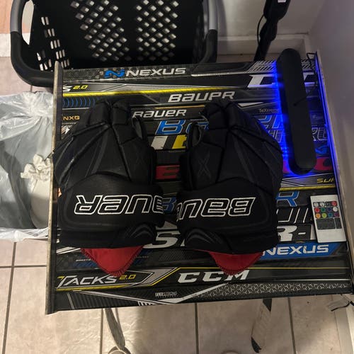 Used  Bauer 14" Vapor LTX Pro Gloves