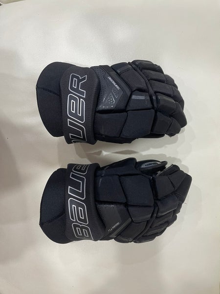 Used Bauer 14" Supreme 3S Gloves