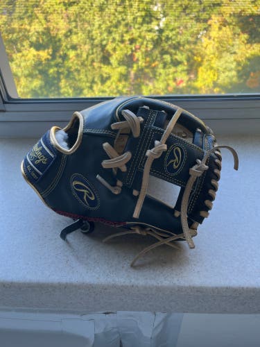 Used 2024 Right Hand Throw 11.5" Pro Preferred Baseball Glove