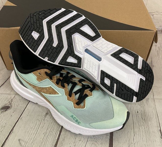Diadora Mythos Blushield Volo 3 ACBC Women's Running Shoes Dusty Aqua Green US 7