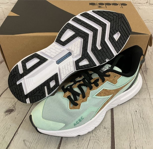 Diadora Mythos Blushield Volo 3 ACBC Women's Running Shoes Dusty Aqua Green US 7