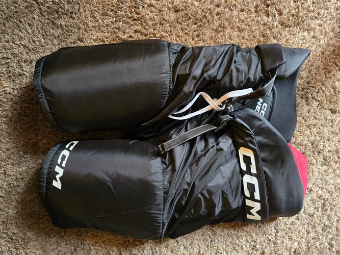Senior Large CCM NEXT Hockey Pants