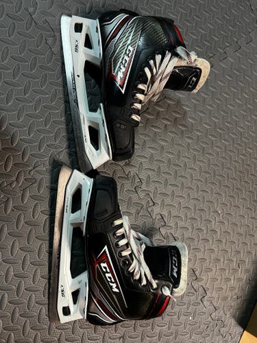 Used Senior CCM Jetspeed FT460 Hockey Goalie Skates Regular Width 9.5
