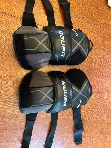 Used Bauer Pro Goalie Knee guards