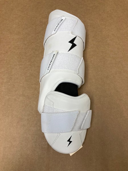 Used Bruce Bolt Premium Pro Shin Guard Senior Size