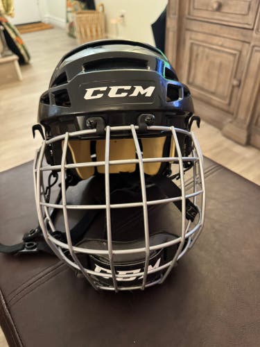 Used Small CCM Vector V08 Helmet With Cage