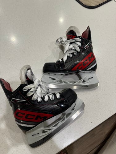 Used Youth CCM 12 JetSpeed FT6 Pro Hockey Skates