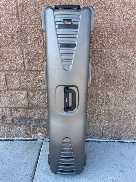 Used Hard Shell Golf Travel Case