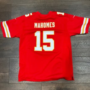 Patrick Mahomes youth large Football Jersey Kansas City Chiefs.