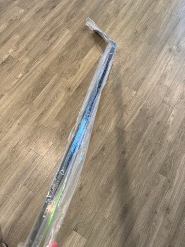 New Senior Warrior Right Handed P28 Pro Stock Covert QR6 pro Hockey Stick