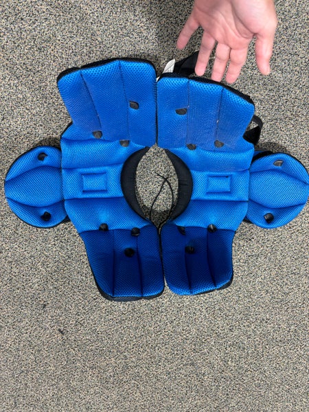 Used XXL Youth Schutt Y Flex 4.2 Shoulder Pads