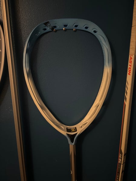 New  Unstrung Nemesis 3 Goalie Head