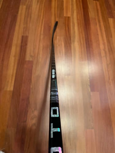 New Junior Bauer Left Hand P28  Proto-R Hockey Stick