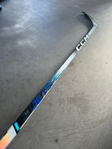 NCAA 90 Flex P28 New Senior CCM Right Handed Pro Stock Jetspeed FT6 Pro Hockey Stick