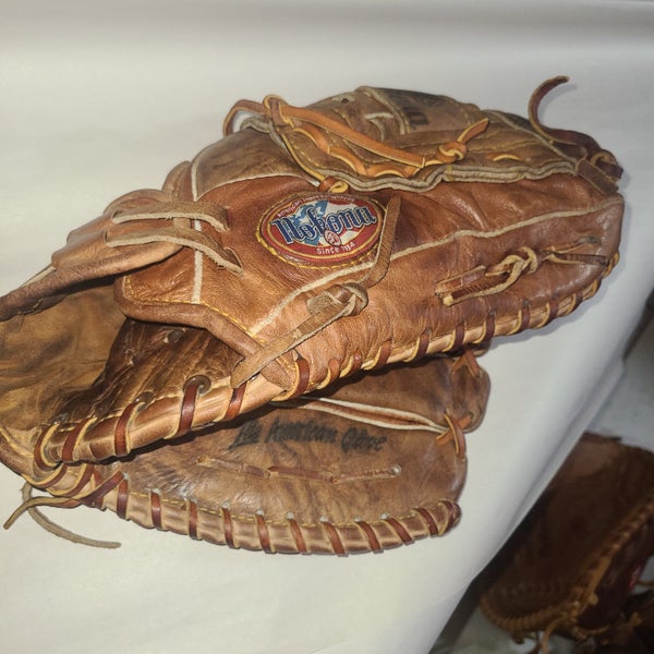 Used Right Hand Throw AMG 175K Baseball Glove 12"