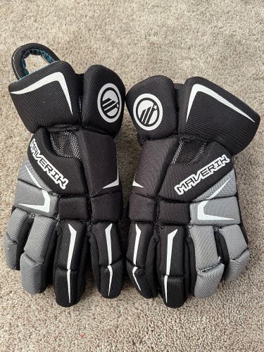 Used  Maverik 13" Lacrosse Gloves