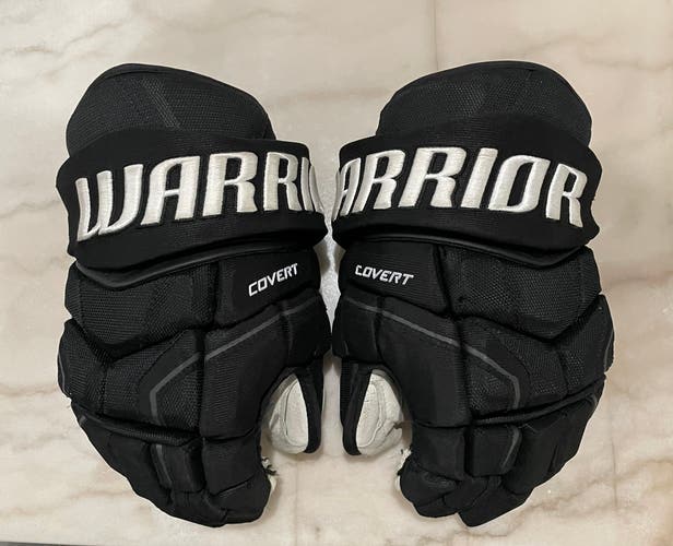 Warrior 14" Pro Stock Covert QRE Gloves