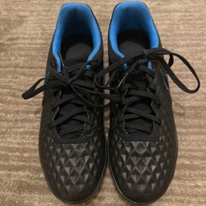 Nike Tiempo Indoor Cleats