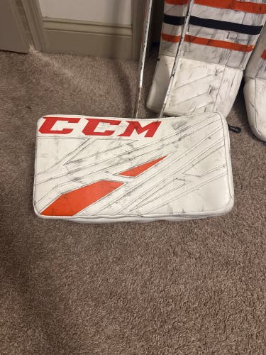 CCM Eflex 4 Pro Stock Blocker Senior