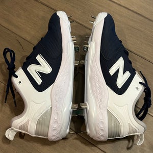 Size 6.5 Women’s New Balance Fresh Foam X Velo v3 Metal Softball Cleat Navy Blue
