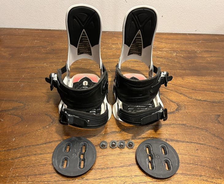 Drake F60 Snowboard Bindings Mens Large in Black and White with