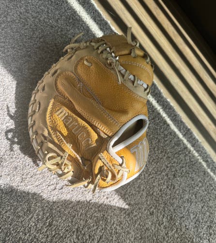 Used  Right Hand Throw 32" Acadia Baseball Glove