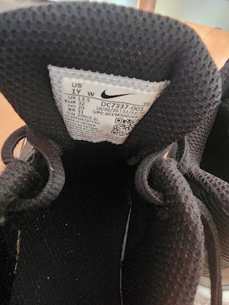 Youth Nike Football Cleats, Size 1Y