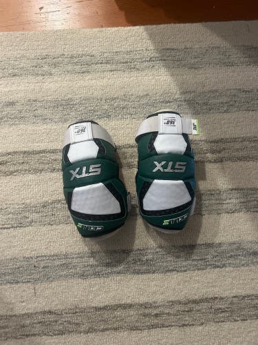 Used Adult STX Cell V Arm Pads