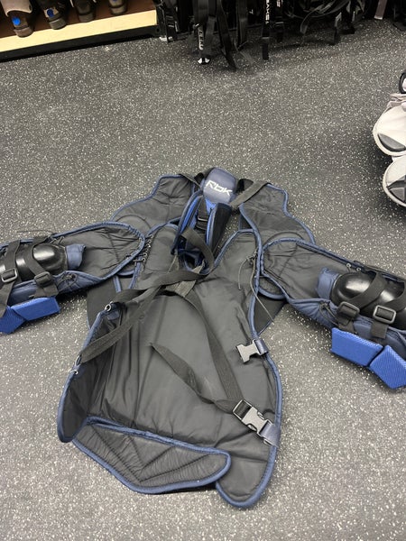 Used  Reebok  AB XPulse 6.0 Goalie Chest Protector