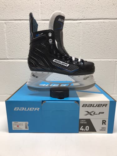 New Bauer Regular Width  Size 4 XLP Hockey Skates