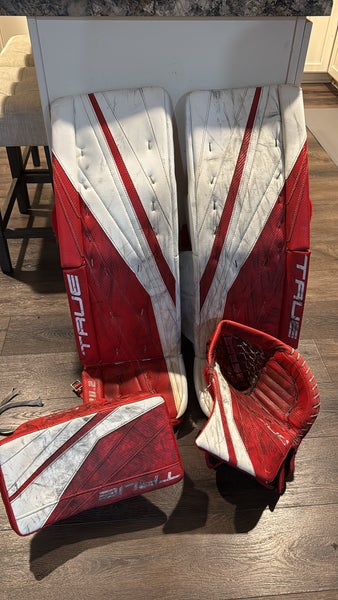 Used  True Regular  L20.2 Goalie Full Set
