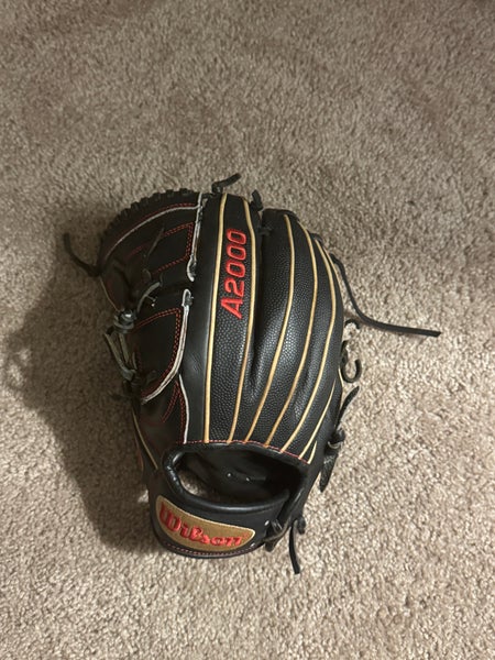 Used Left Hand Throw 11.75" A2000 Baseball Glove