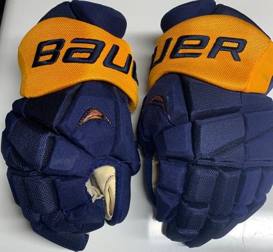 Used  Bauer 14" Vapor APX2 Pro Gloves