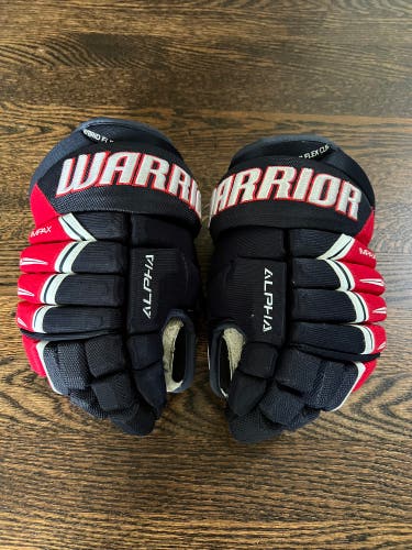 Warrior Alpha DX Pro Hockey Gloves 11” Junior.