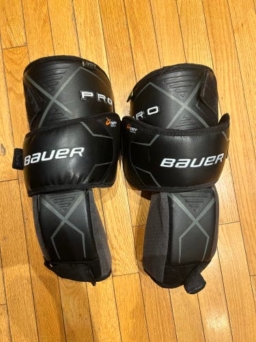 Bauer Pro Senior Goalie Knee And Thigh Pads