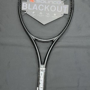 Solinco Blackout 300 Grip Size 4 1/2”