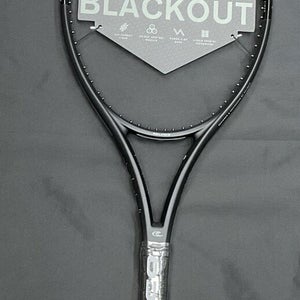 Solinco Blackout 285 Grip Size 4 1/8”