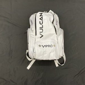 Vulcan VPRO Pickleball Backpack/White And Black