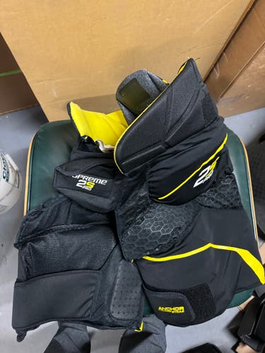 Used Senior Medium Bauer Supreme 2s Pro Hockey Girdle