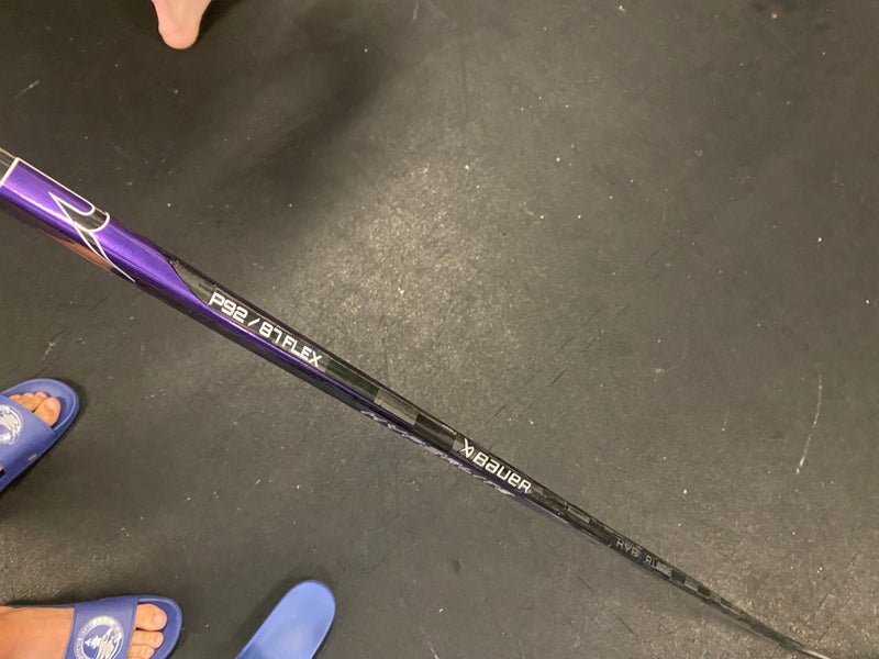 New Senior Bauer Right Handed P92 Vapor Hyperlite 2 Hockey Stick