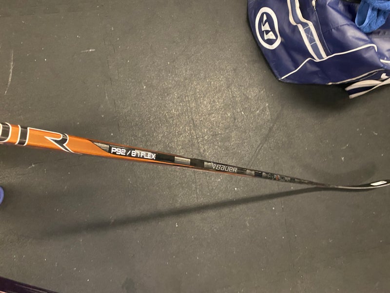 New Senior Bauer Right Handed P92 Vapor Hyperlite 2 Hockey Stick