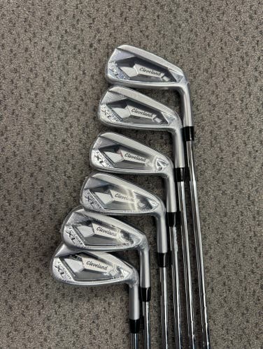 Cleveland ZiPCORE XL Right Hand Iron set (5-PW)