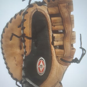 Used Easton Left Hand Throw First Base Rebel Softball Glove 14"
