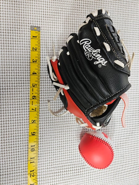 Used Rawlings Baseball Glove 8.5" plus a ball