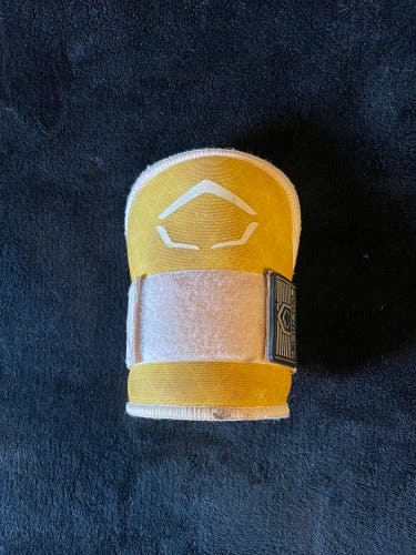 Evoshield Elbow Guard- Yellow Adult Used