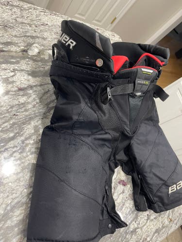 Intermediate Medium Bauer Vapor Hyperlite Hockey Pants