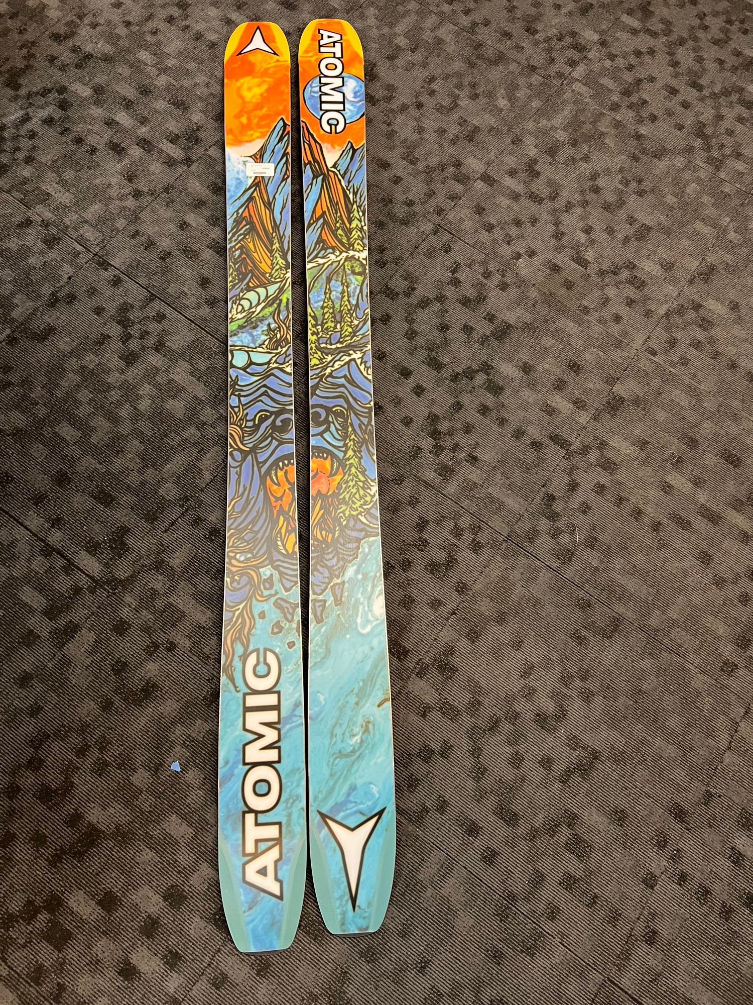、　 ATOMIC BENT CHETLER 192cm 2017-2018 Atomic Bent Chetler, 192cm | Blister